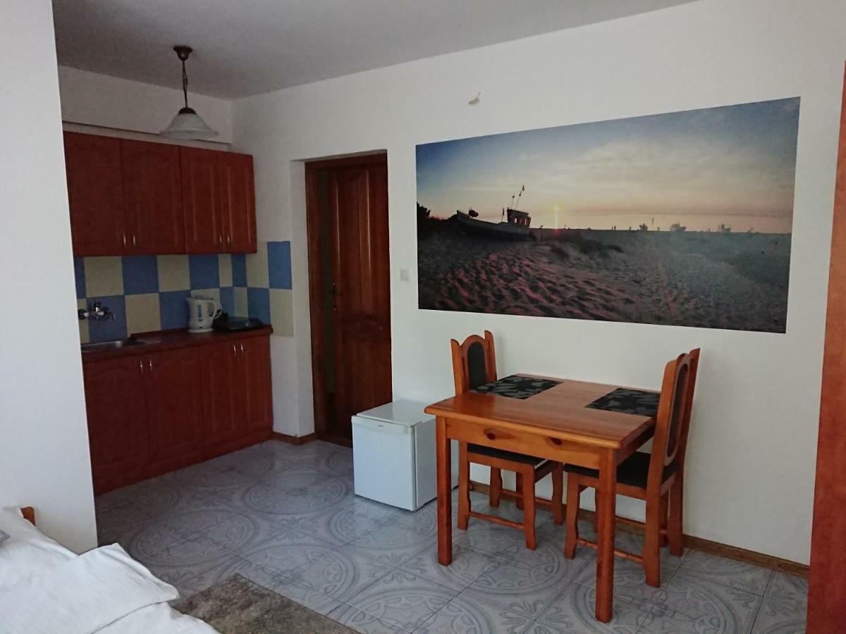Grodzisko Pokoje Do Wynajecia Krynica Morska Exterior foto